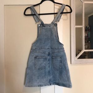 Overall dress